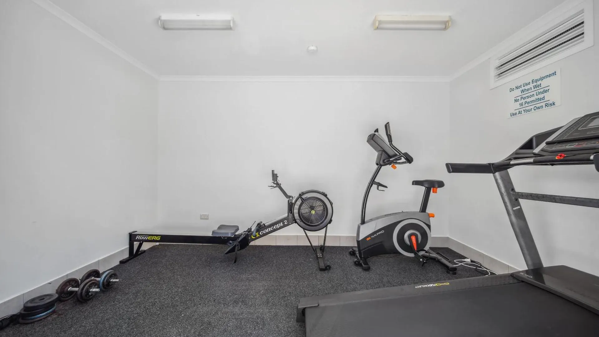 Windsong Caloundra Sunsets Sea Breezes And Style Apartment