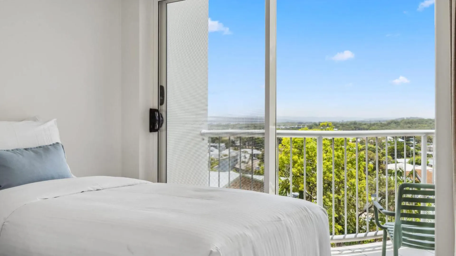 Windsong Caloundra Sunsets Sea Breezes And Style Apartment Australia