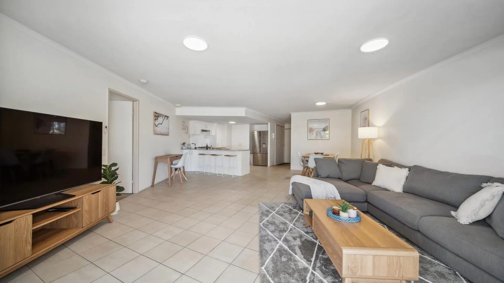 Windsong Caloundra Sunsets Sea Breezes And Style Apartment