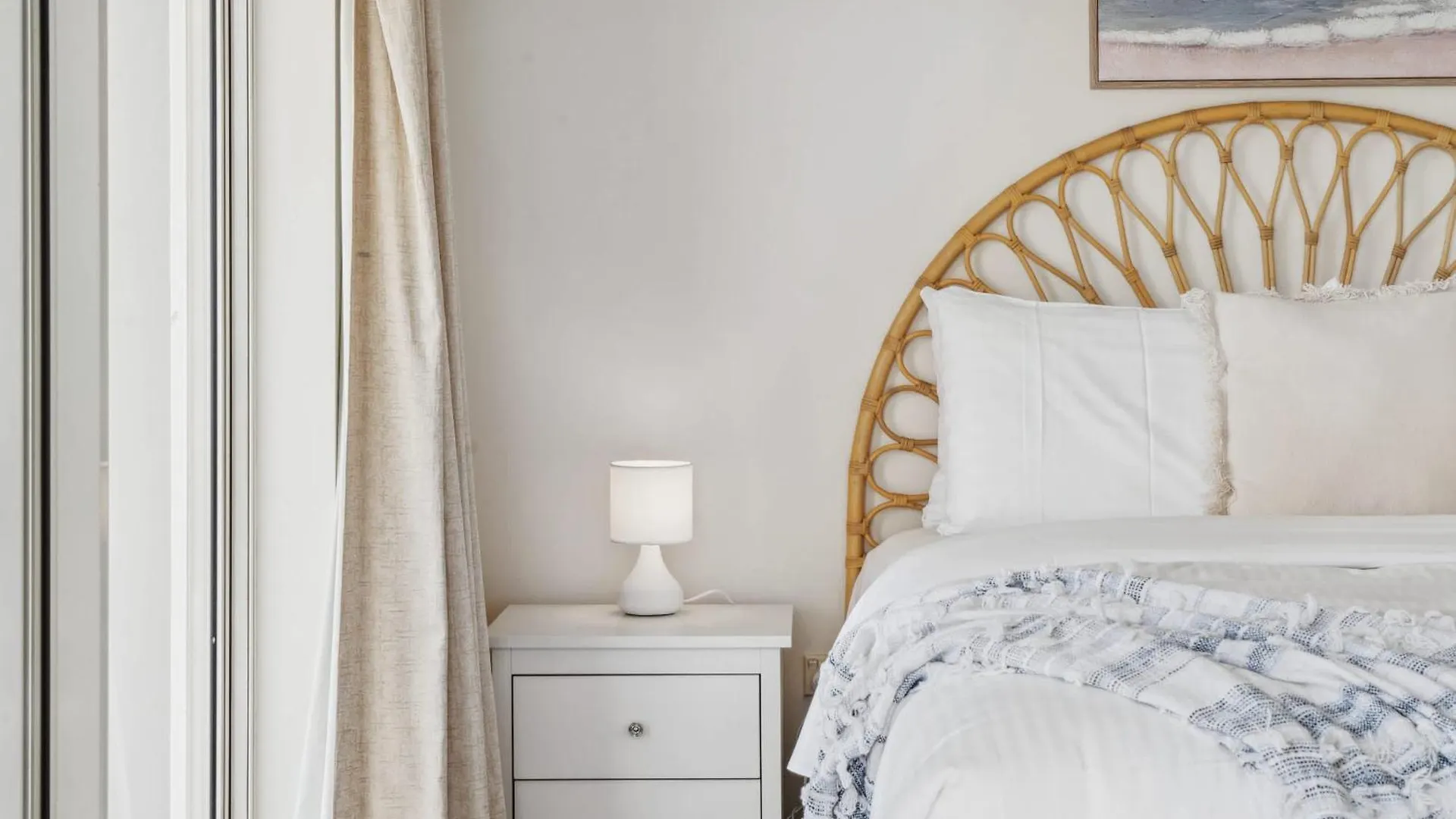 Windsong Caloundra Sunsets Sea Breezes And Style Apartment