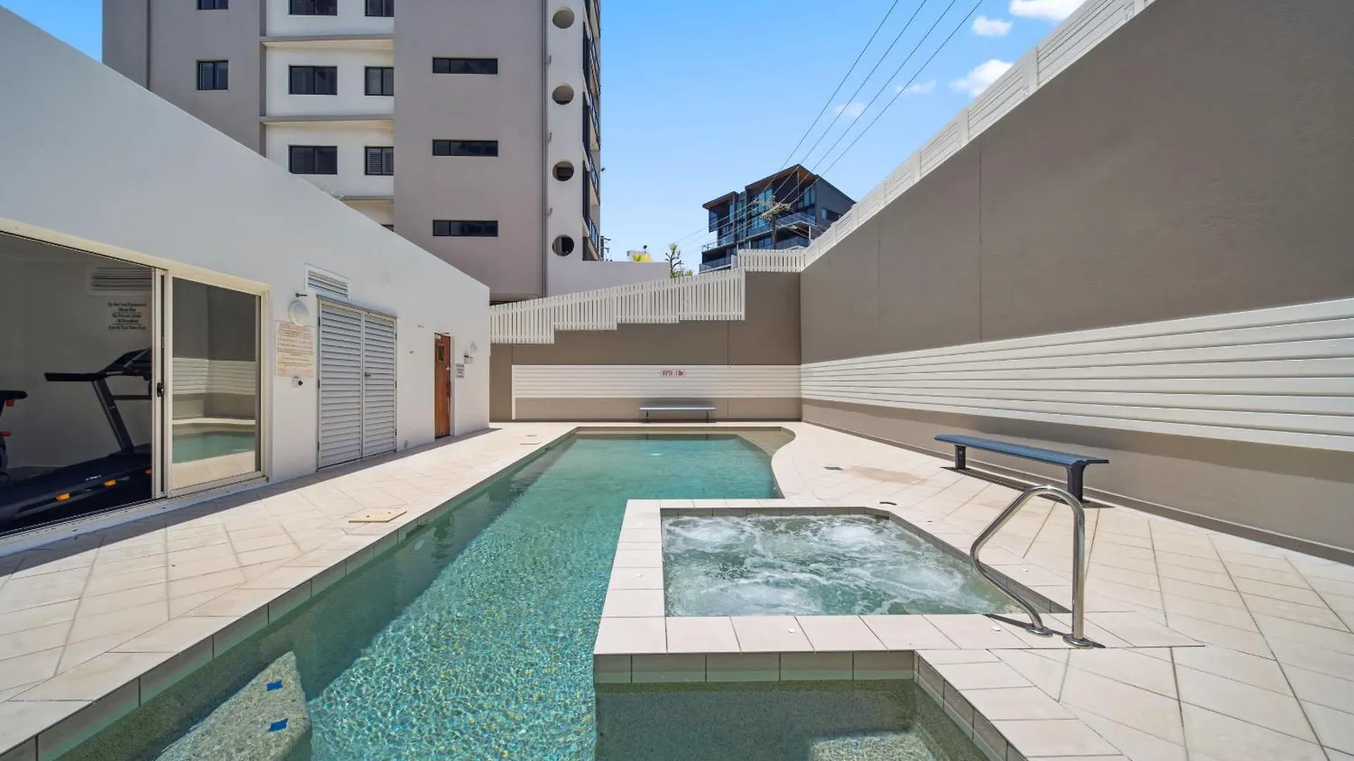 Windsong Caloundra Sunsets Sea Breezes And Style Apartment
